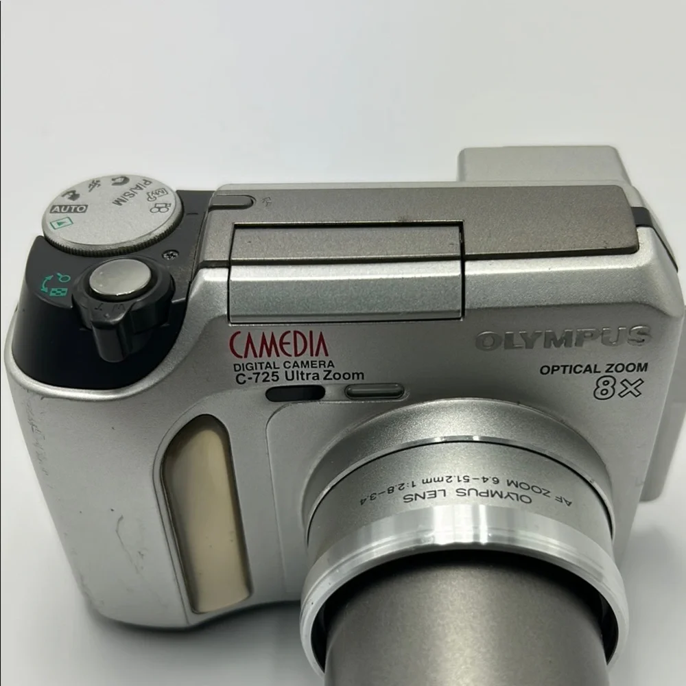 Olympus Camedia C-725 Ultra Zoom 8X Digital Camera Optical Zoom WORKS